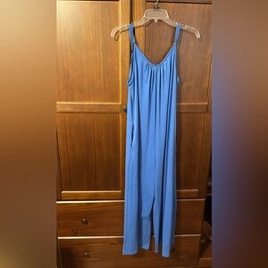 Elegant Blue Sleeveless Dress